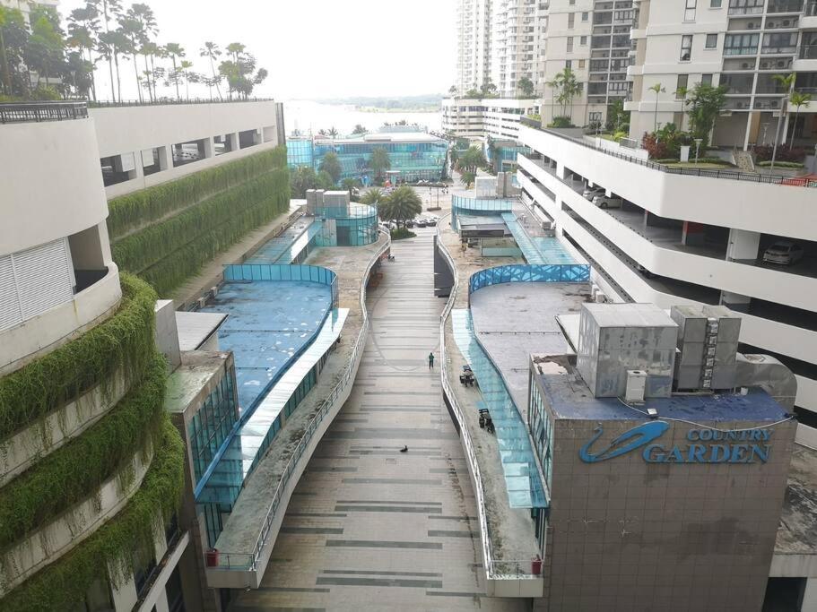 Country Garden Bay Point Homestay By Easyhomestay Джохор-Бару Экстерьер фото
