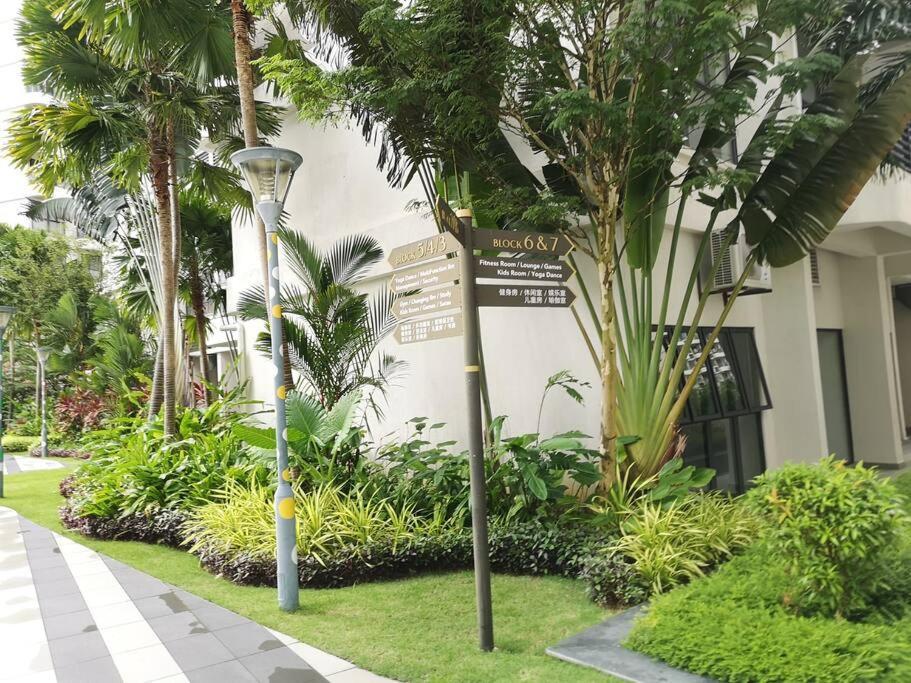 Country Garden Bay Point Homestay By Easyhomestay Джохор-Бару Экстерьер фото